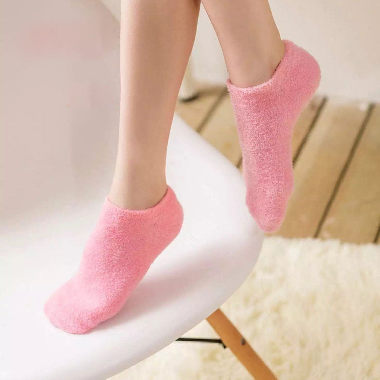 Anti-cracking beauty socks